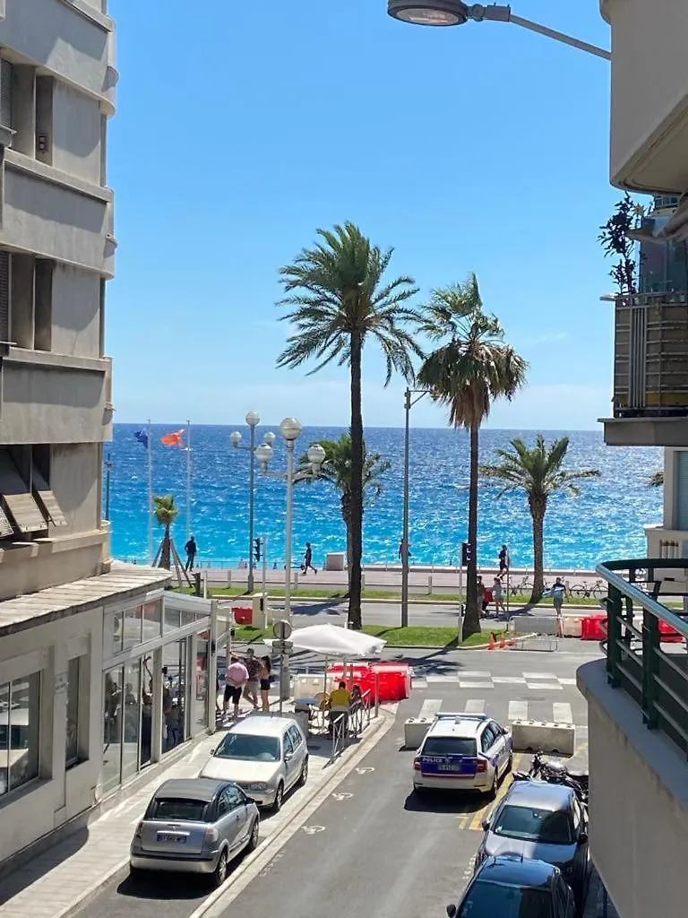 City Center Cute Flat With Sea View One Bedroom 尼斯